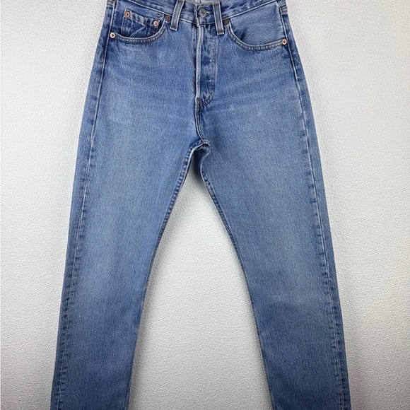 Levi's Denim - Vintage Levi 501s size 24